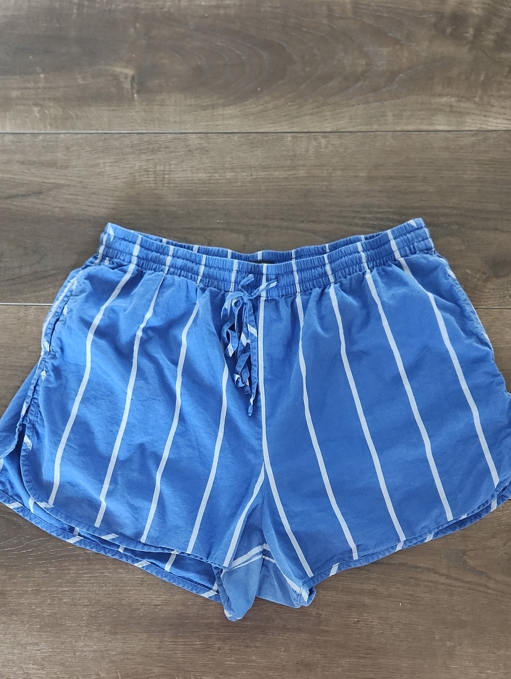 Madewell Striped Dolphin Hem Poplin Shorts | XL